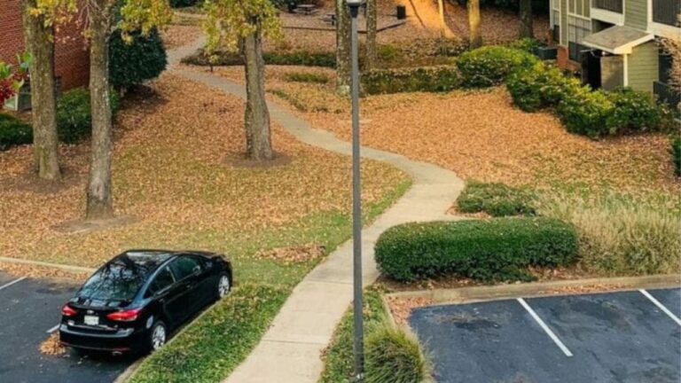 La copropriété a l’obligation de prévoir des places visiteurs